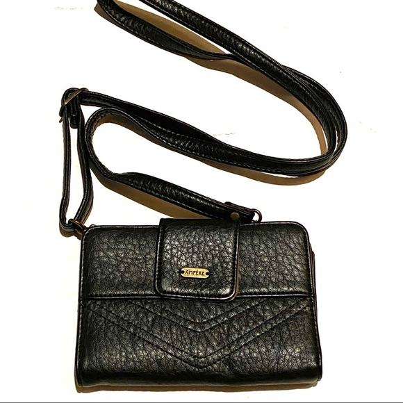 Ampere Pebbled Black Faux Leather Wallet Purse - Picture 1 of 6